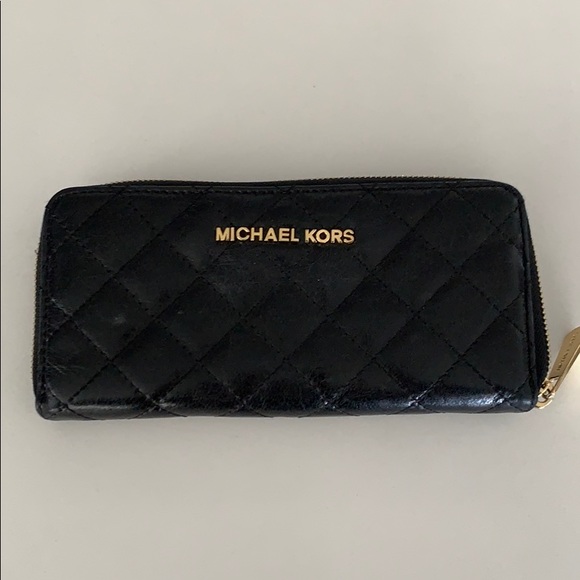 Michael Kors black wallet - Picture 1 of 4